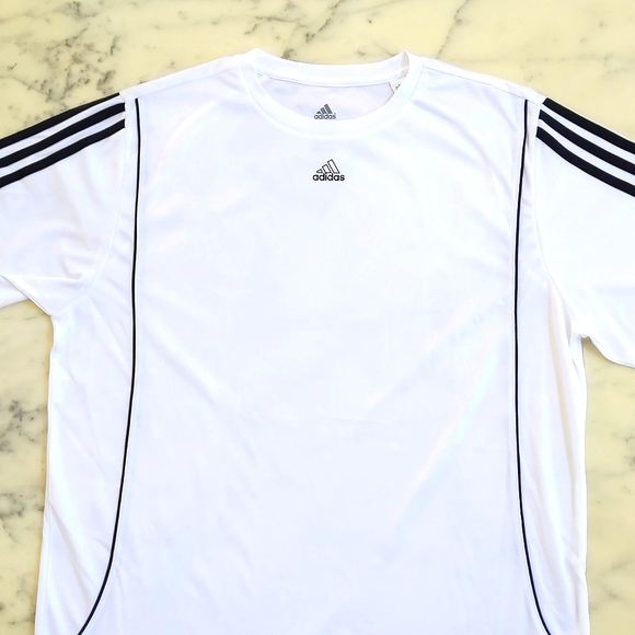 NWOT. Adidas Active Short Sleeve Tee with front logo and stripe design. - Picture 2 of 5